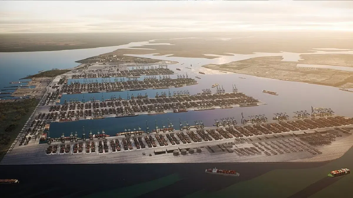 李显龙总理在国庆群众大会上表示，大士港口将是全球最大的全自动港口，这会让新加坡成为海事领域数一数二的领导者。（构想图，李显龙总理面簿）