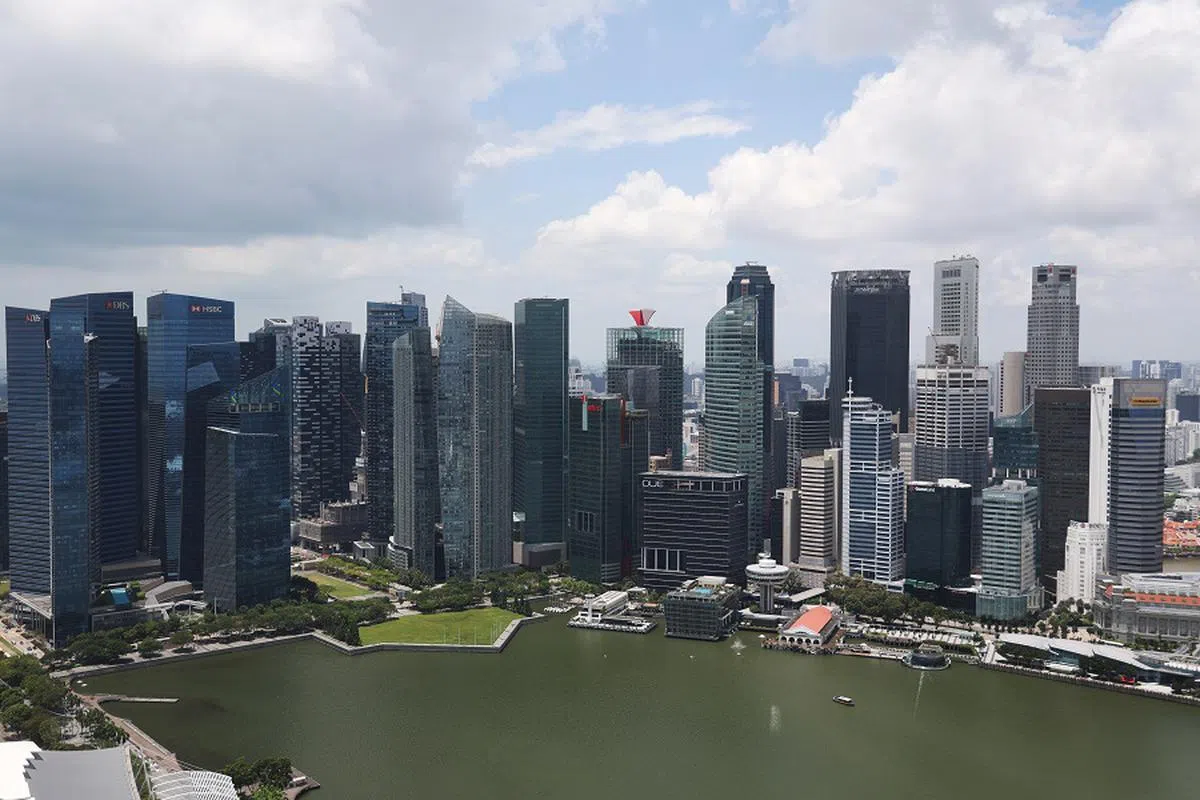 尚穆根指出，新加坡作为世界金融中心之一，对外必须保持开放。（联合早报）