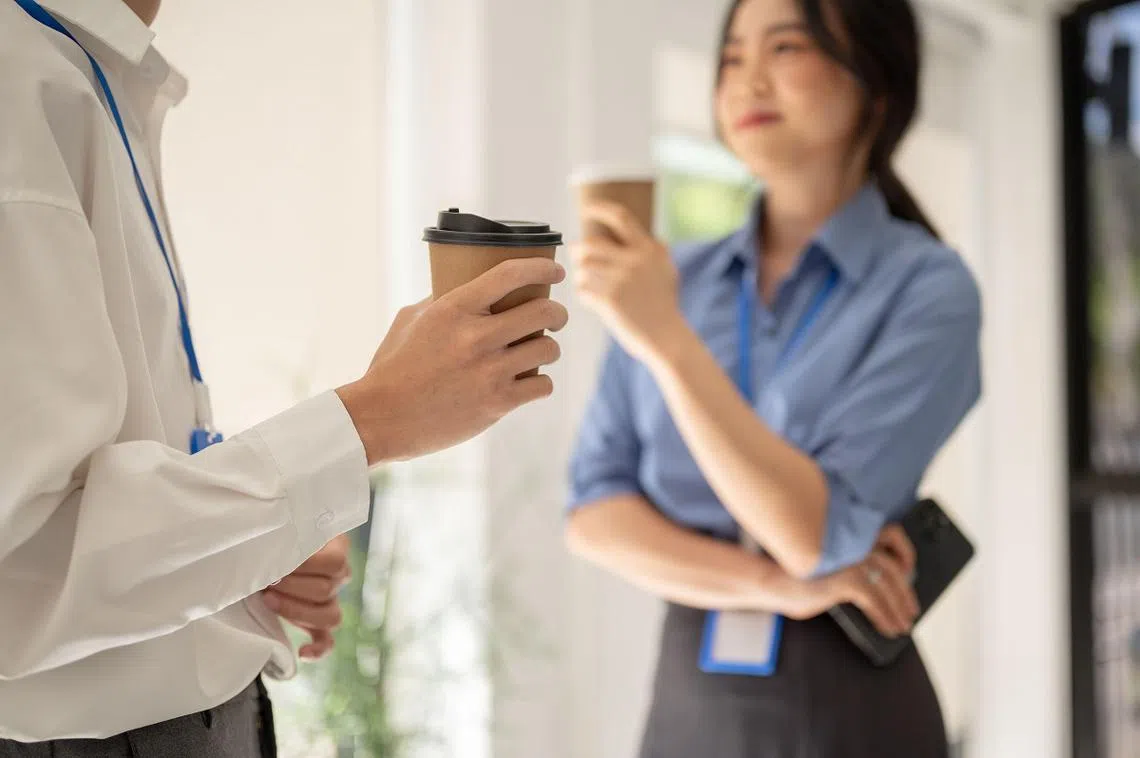 设计对白：“你喝完这杯咖啡就走吗？”（ALAMY）