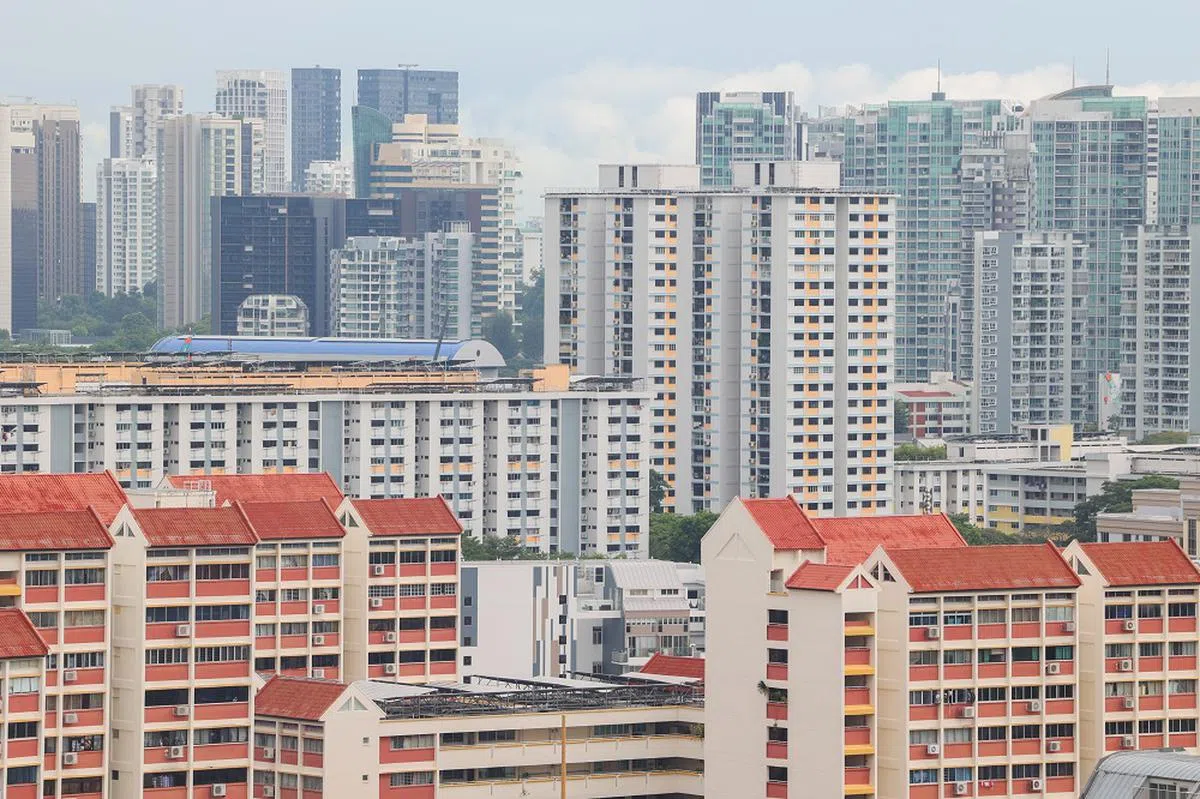 本地转售组屋市场持续升温，引起不少国人关注。（联合早报）