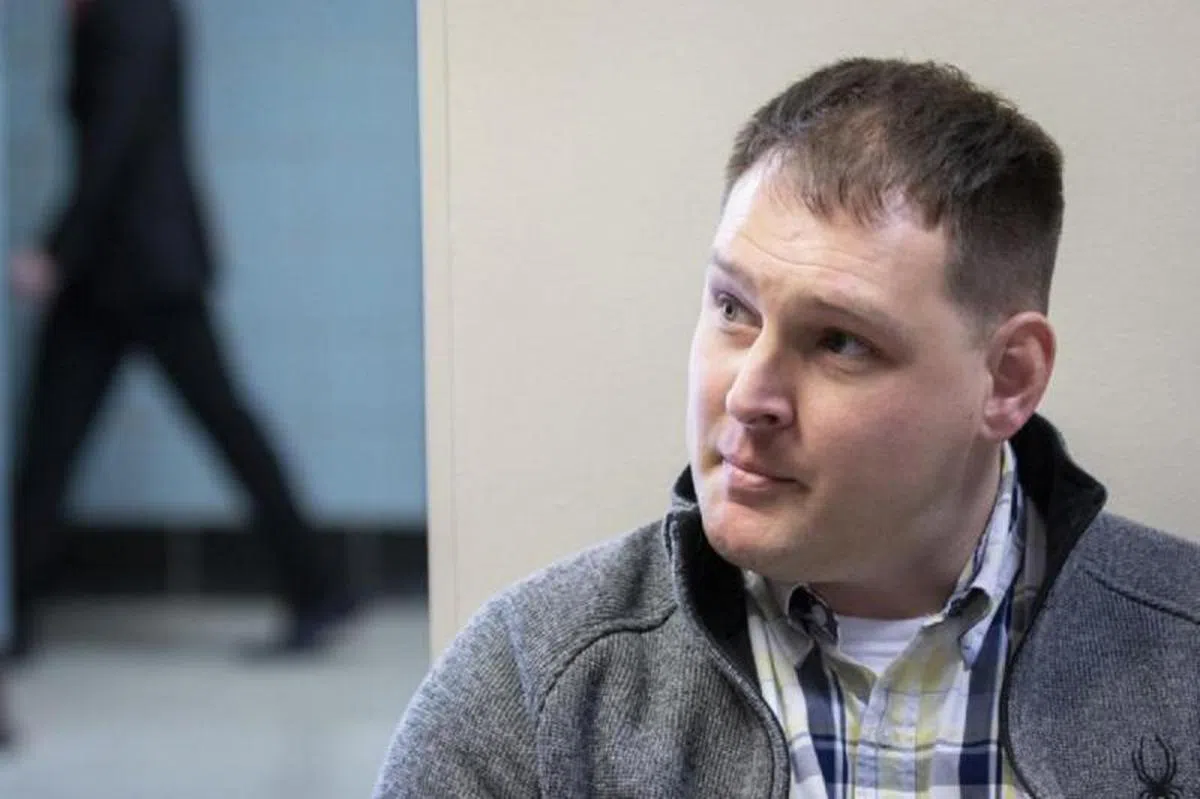  布罗谢兹上周在美国被提控上法庭，罪名是非法拥有和蓄意转移机密文件。（海峡时报） 