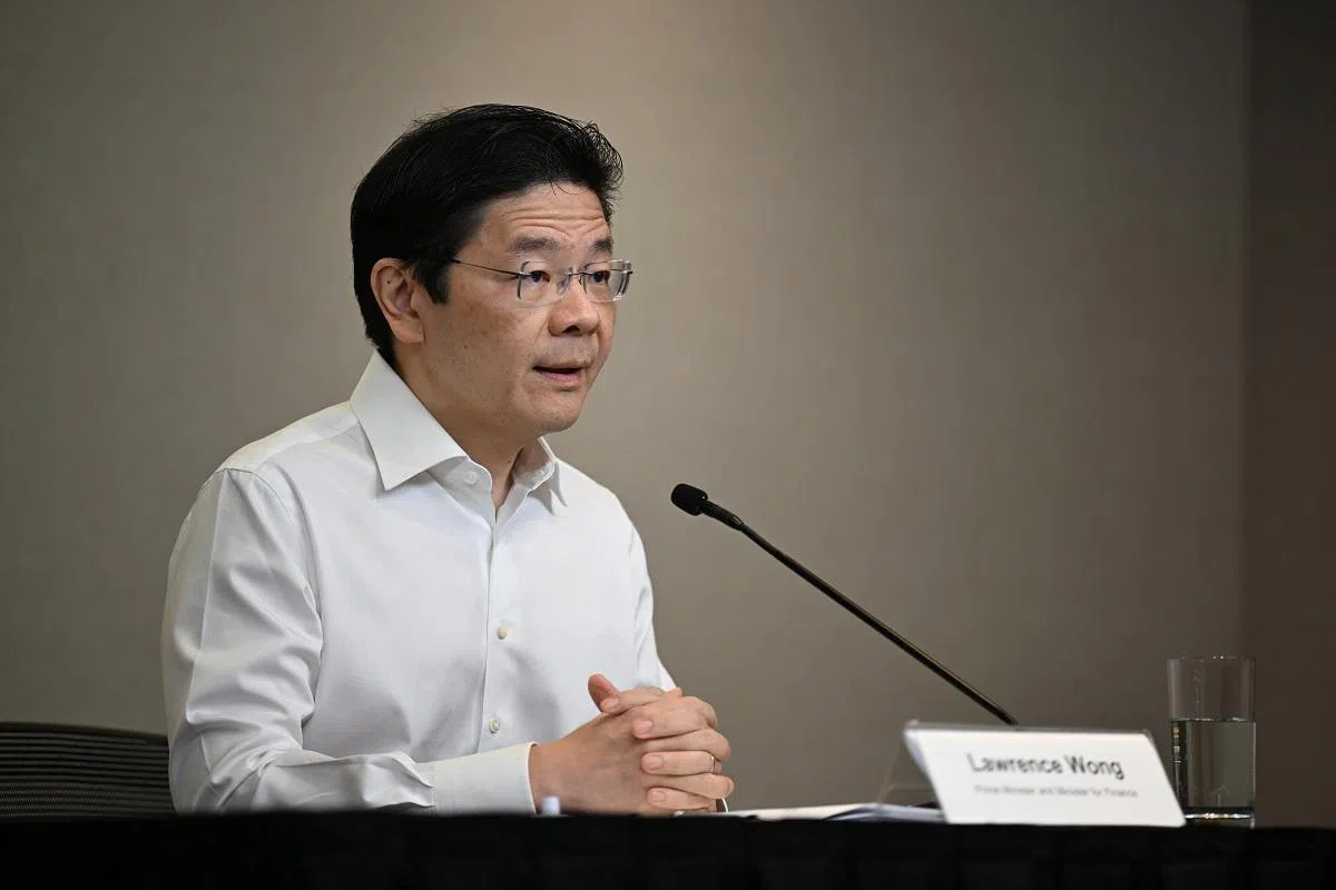黄循财总理4月26日下午召开记者会。（海峡时报）