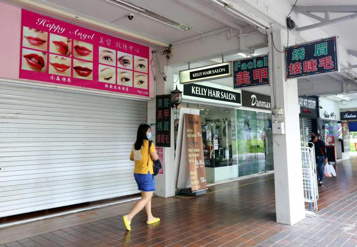  美甲和美容业者获准在第二阶段重开。（示意图，联合早报） 