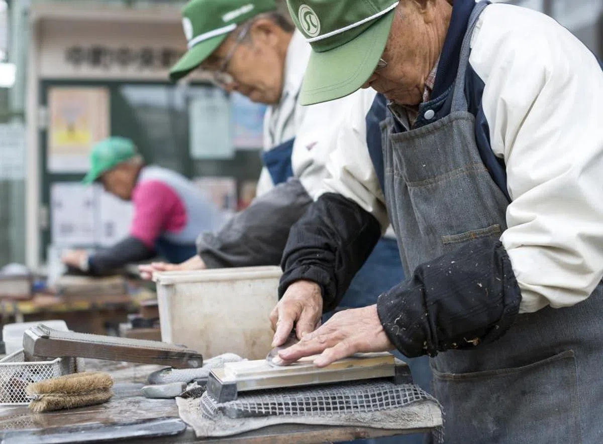 日本2021年退出市场的企业中，逾半仍在盈利。（日本时报）