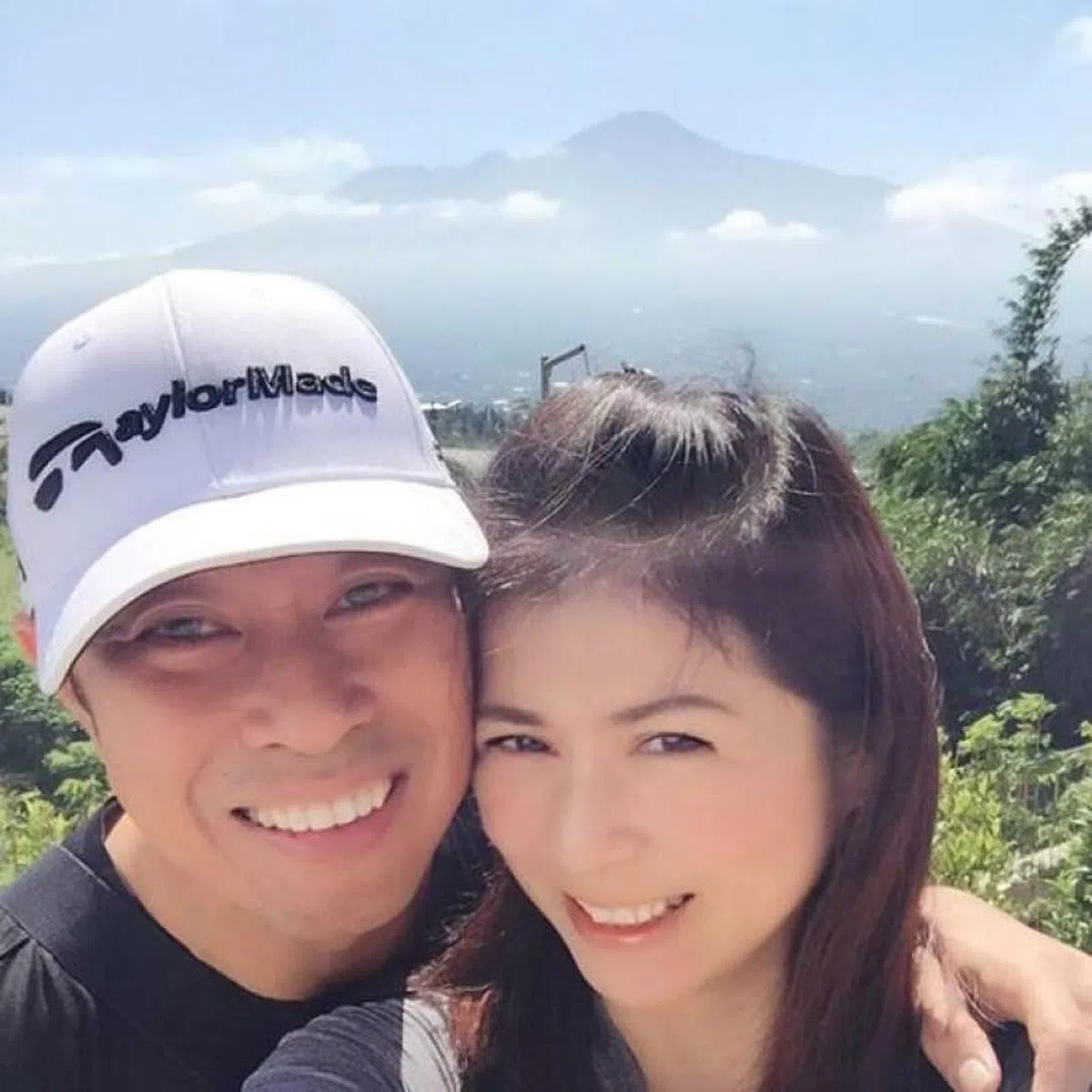  与洪慧芳和郑各评一样，黄世南与潘玲玲也是本地演艺圈公认的恩爱夫妻。（互联网） 