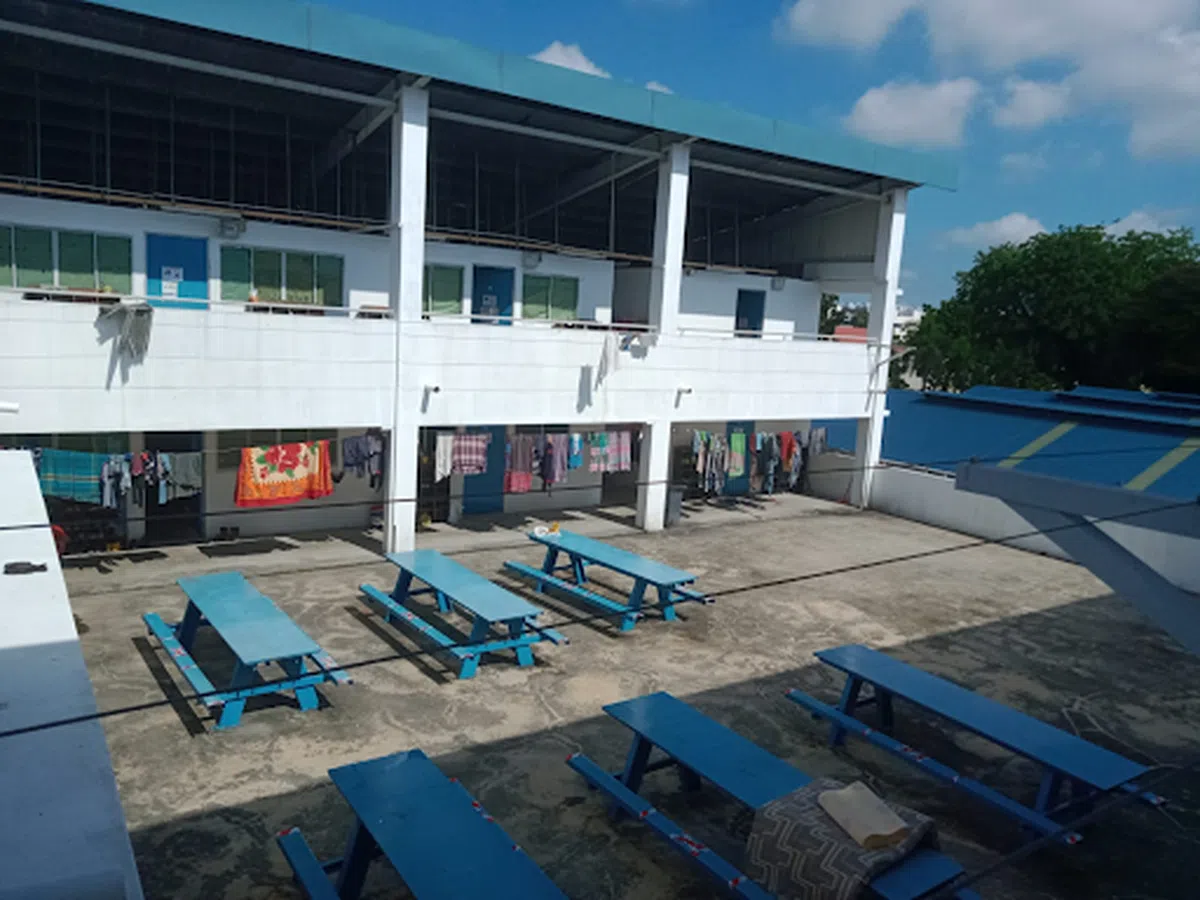  被封锁的其中一个宿舍。（Md Sharif Uddin） 