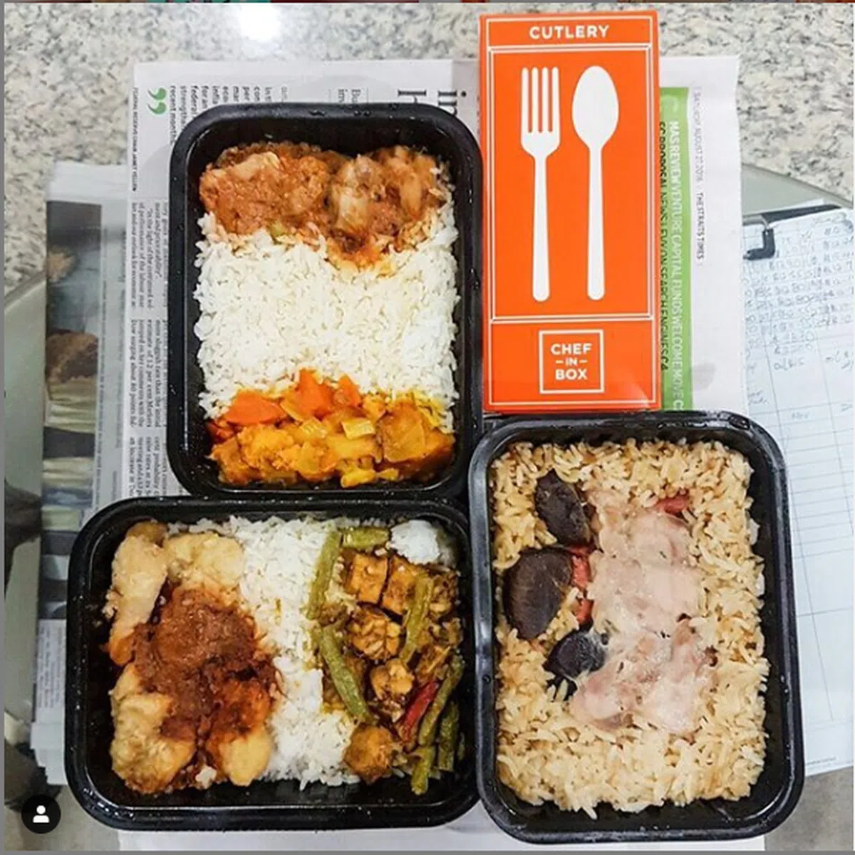  贩卖机售卖的盒饭。（Instagram） 