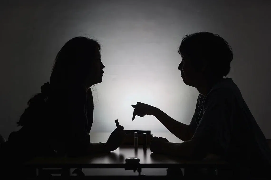 “暗暗”地喜欢你。（朝鲜日报）