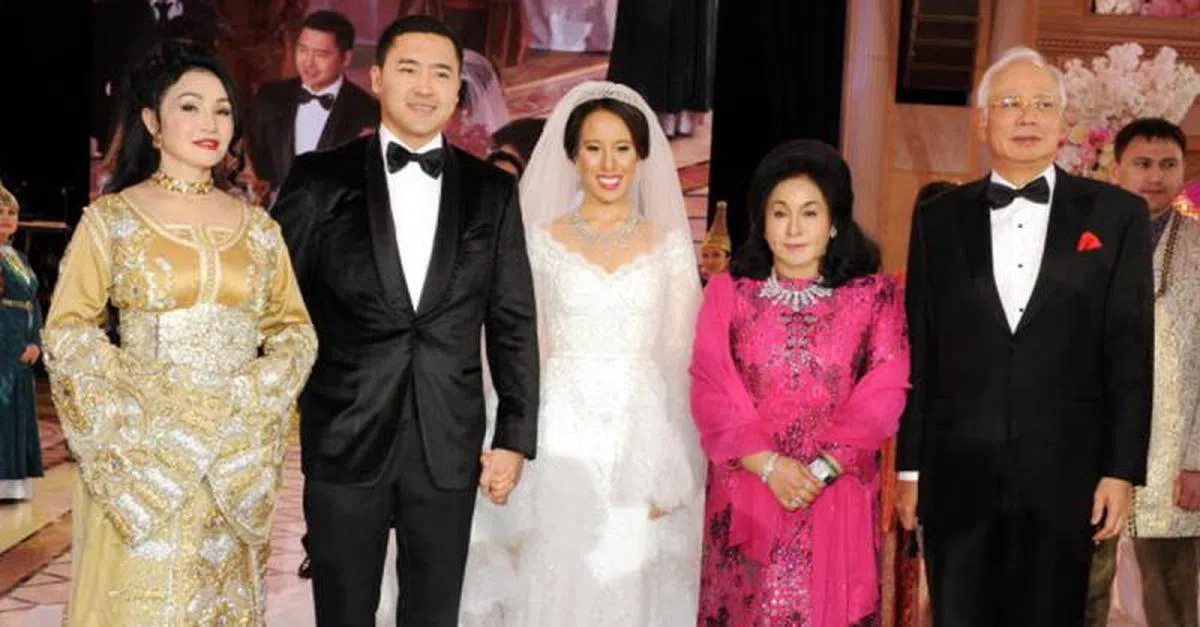  纳吉和罗斯玛的女儿诺丽雅娜（左三）的豪华婚礼，传闻光是会场的花卉装饰就用掉了100万新元。（互联网） 