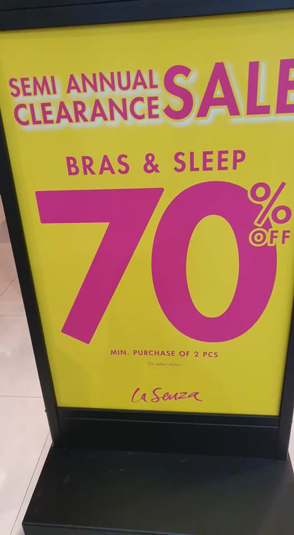  （Singapore Atrium Sale面簿） 