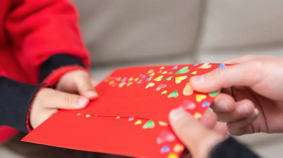 中国法院判定红包钱属于小孩的个人财产。（示意图）