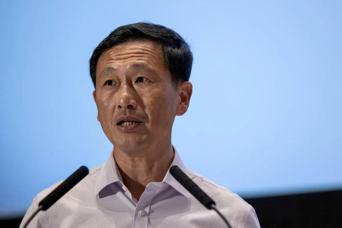 王乙康针对重复感染冠病的重症及死亡风险是否更高作出回应。（联合早报）