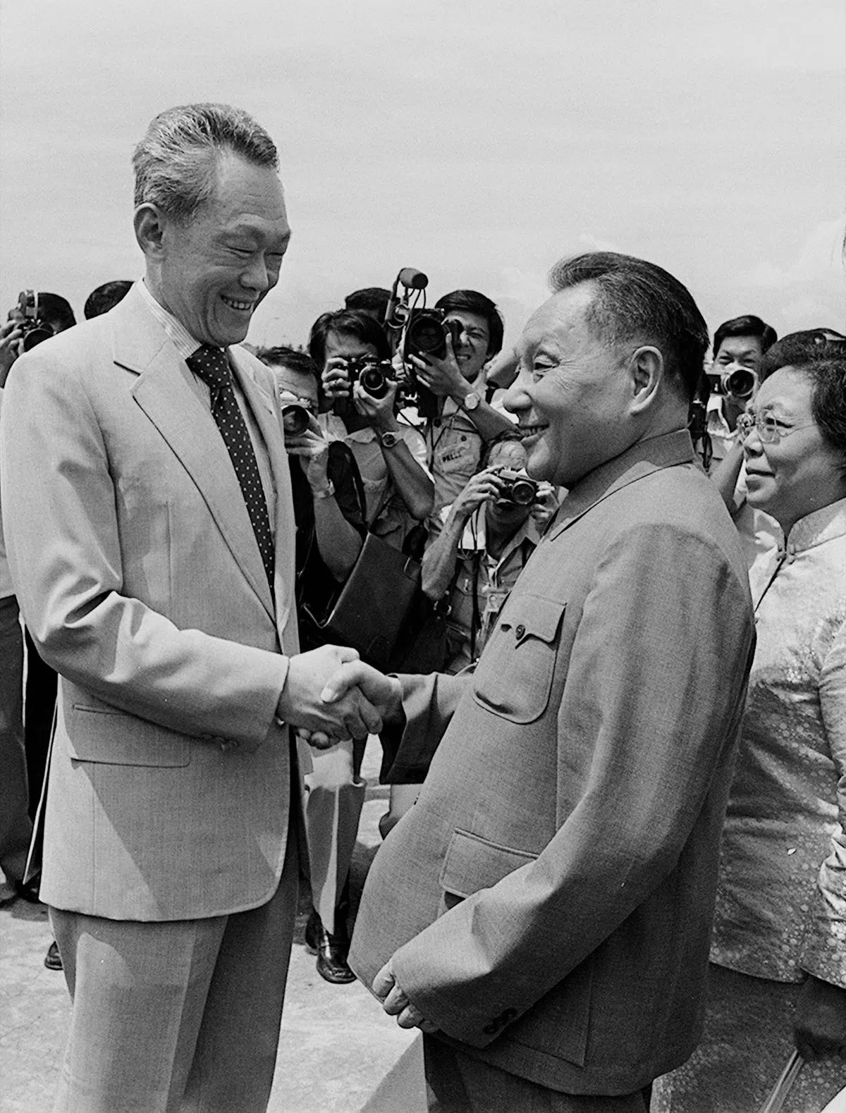  1978年邓小平访问新加坡时，当时的总理李光耀亲自接待。（海峡时报） 