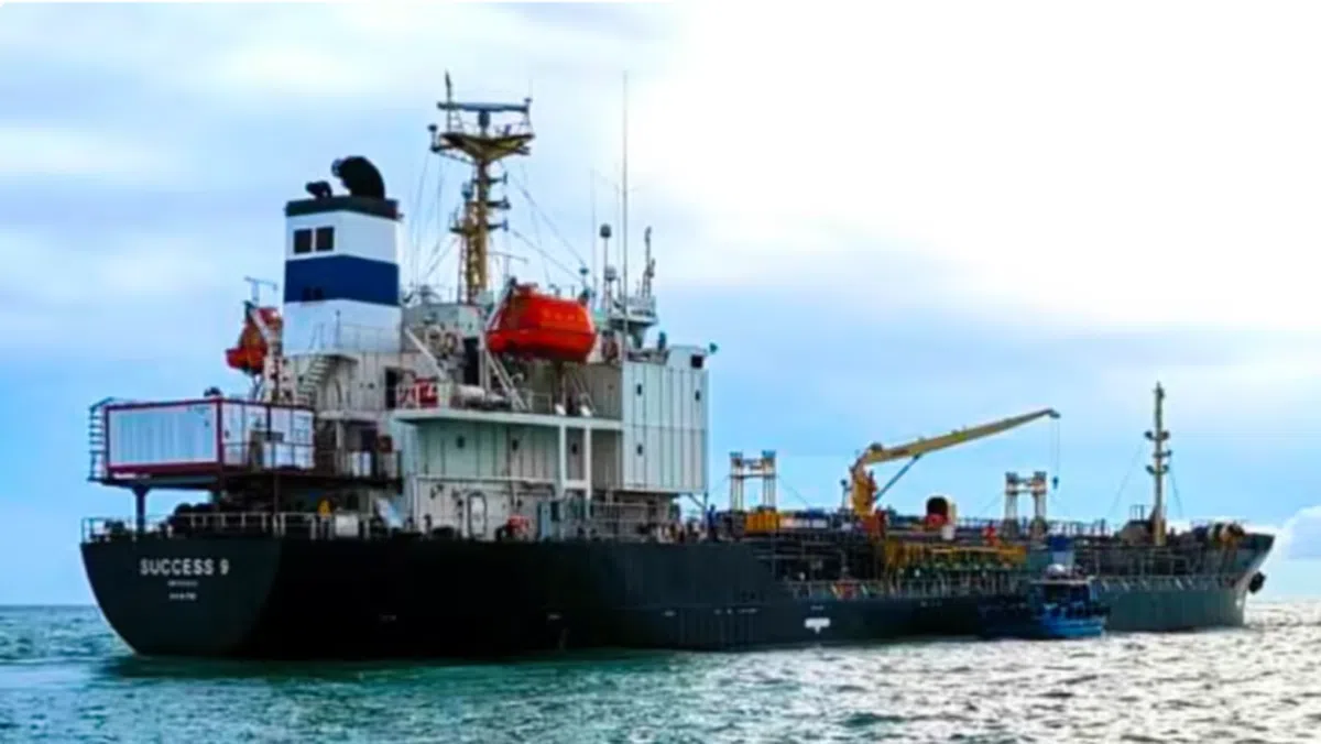 “成功九”油槽船由我国注册的Hai Soon Group集团拥有。（Hai Soon Group）