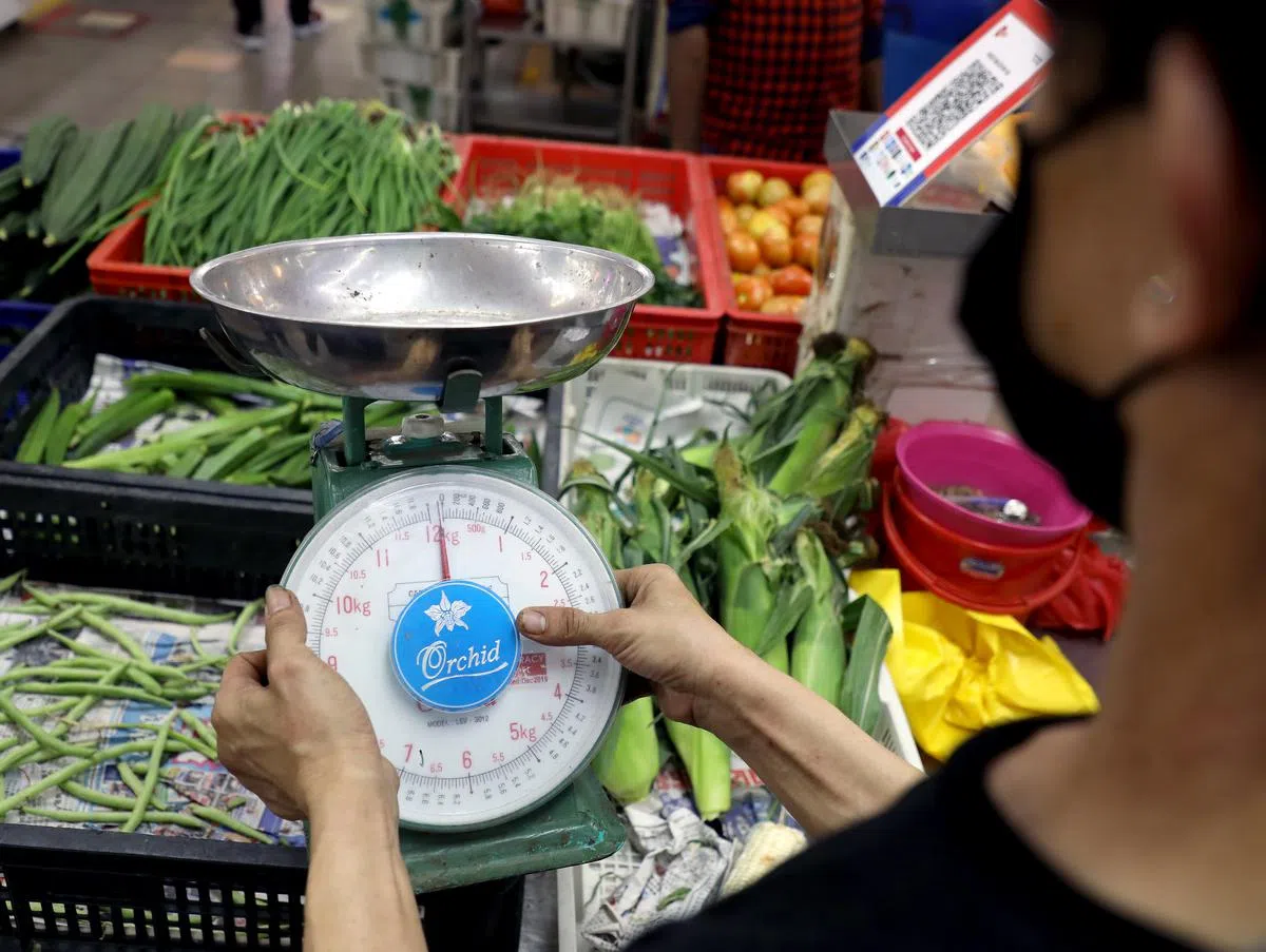 巴刹摊贩使用的秤。（联合早报）