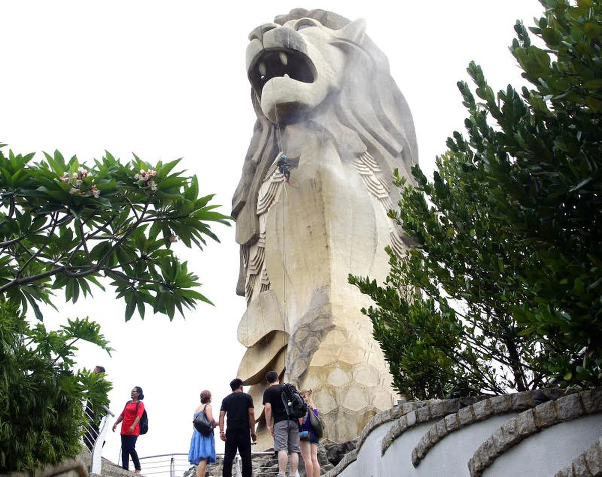  鱼尾狮设想对白：我快被拆了，吼吼吼！（海峡时报） 