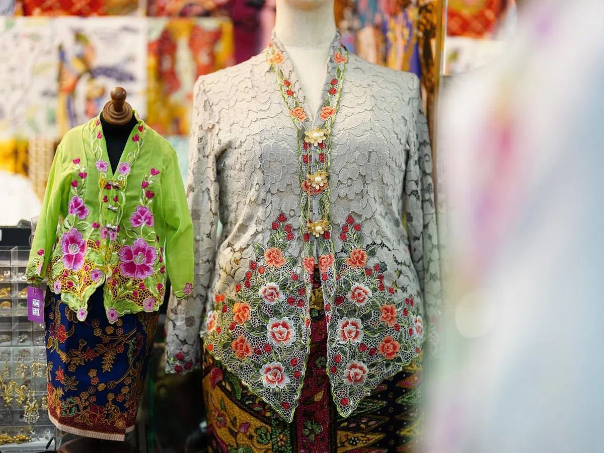 卡峇雅的刺绣图案可根据不同族群的喜好而改变。（联合早报）