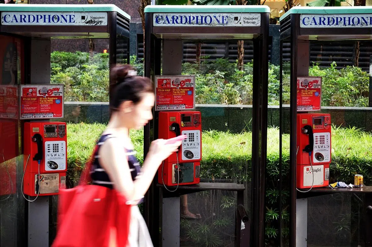 插卡电话于1985年在新加坡问世。（联合早报档案照片）