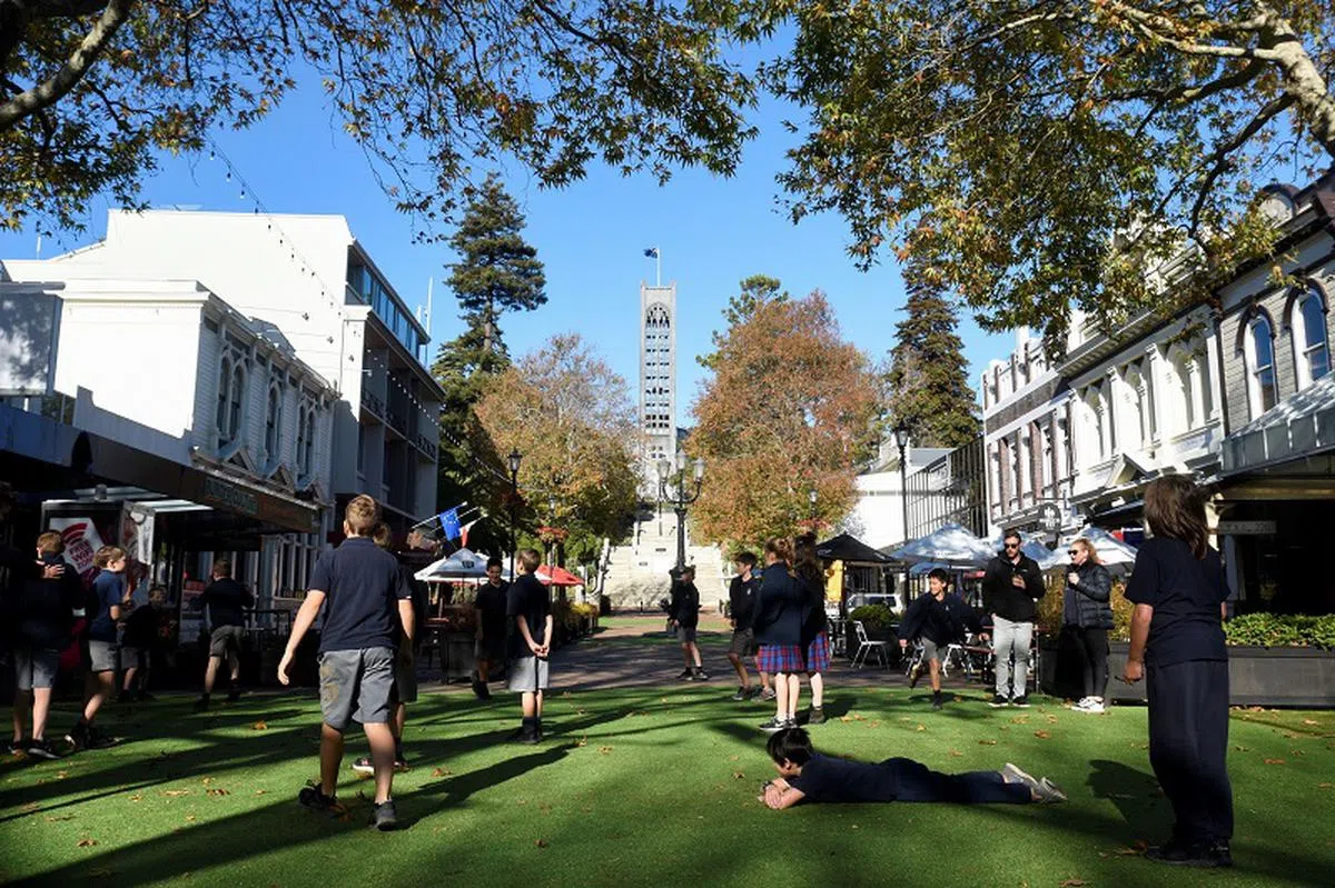  成功控制冠病的新西兰，人们的生活正在逐渐恢复正常。（路透社） 