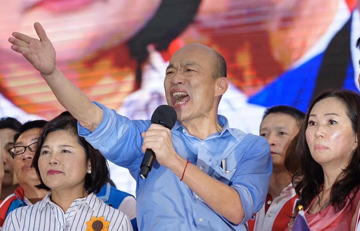  韩国瑜喊出”台湾安全，人民有钱”的竞选口号。 （上报） 