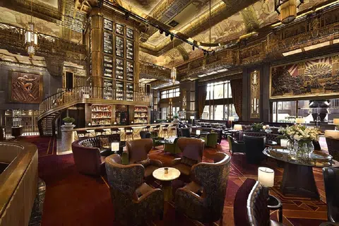 仿佛充满魔法的Atlas酒吧，是名列世界第四的酒吧。（互联网）