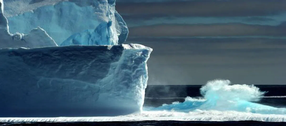  Collapse！透过音效让观众体验到冰川融化的震撼感。（互联网） 