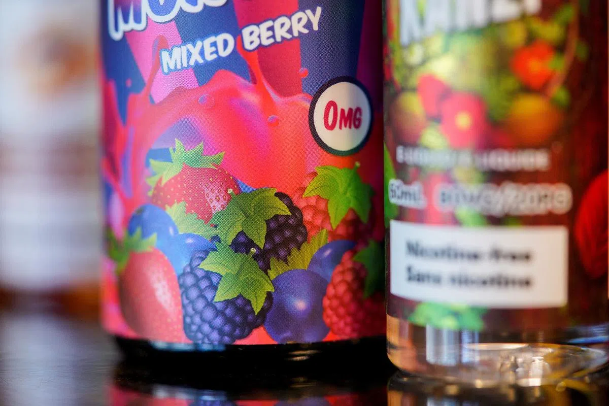 电子烟口味五花八门，包括草莓、薄荷、乌龙茶和铁观音。（路透社）