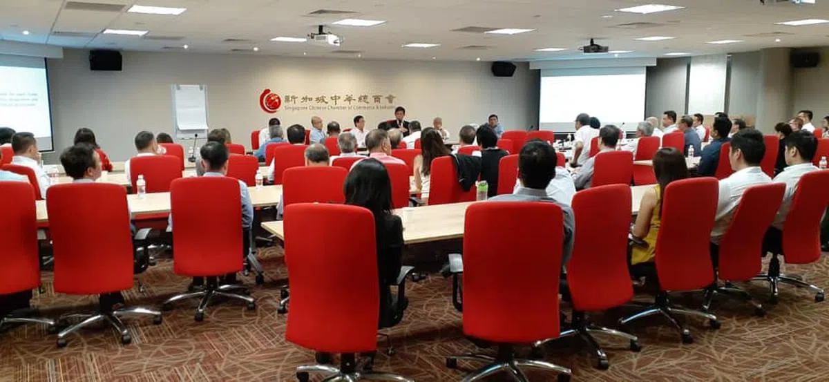  2月10日新加坡中华总商会举行的闭门会议。（陈振声面簿） 