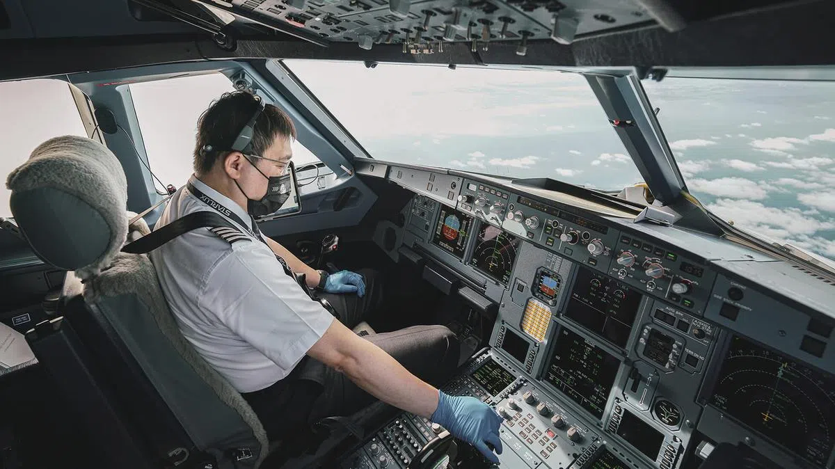 台湾星宇航空创办人张国炜经常执飞旗下航班。（互联网）