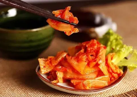 韩国当局正式将韩式泡菜的中文译名定为“辛奇”。（互联网）