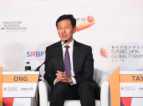 教育部长王乙康今早在“慧眼中国环球论坛” 暨 “新加坡暨区域商务论坛”特别年会上发言。（通商中国面簿）