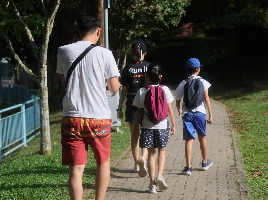 叫国人生孩子已经是老掉牙的话题。（海峡时报）