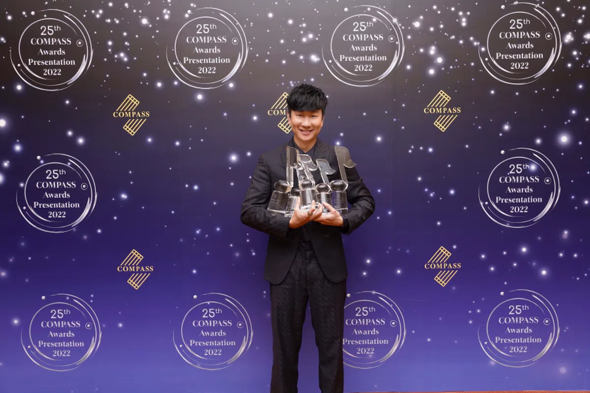 林俊杰在新加坡词曲版权协会颁奖礼上，获颁海外成就奖等五个奖项。（新加坡词曲版权协会提供）