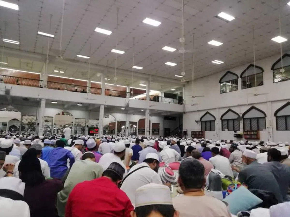  吉隆坡大城堡回教堂感染群是马国确诊病例暴增的主因。（路透社） 