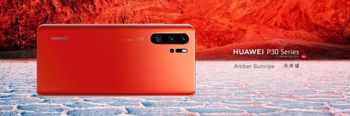  P30 pro手机最新配色“赤茶橘”（Amber Sunrise）。（华为新闻稿） 