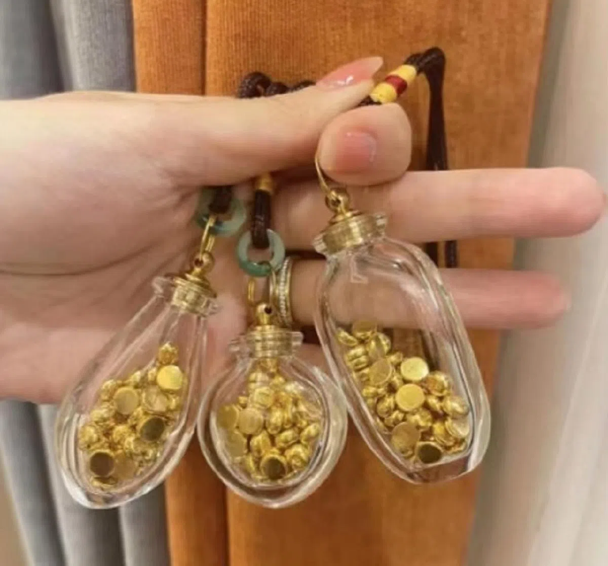 每个月攒一颗金豆豆，就像在强制存钱。（小红书截图）