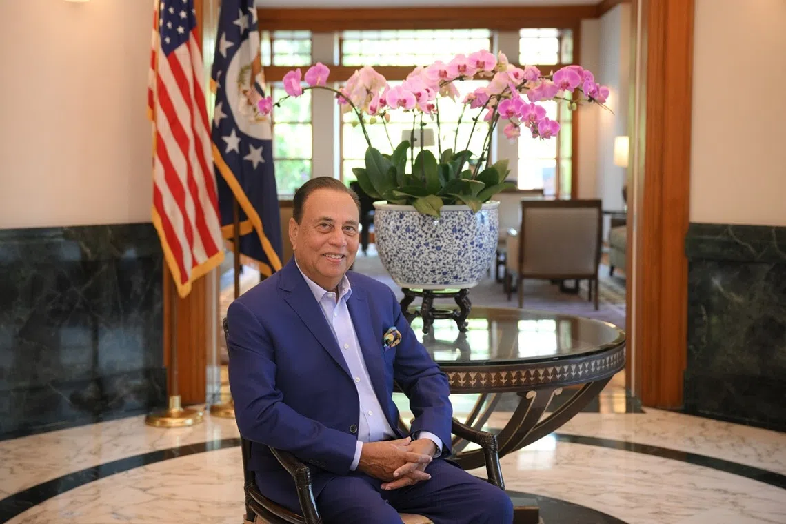 美国驻新加坡大使安贾尼·辛哈受访时语出惊人。