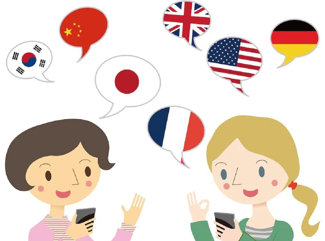 调查显示，与孩子进行沟通时，89.2%的家长选择用英语，用华语的只有63.1%。（互联网）