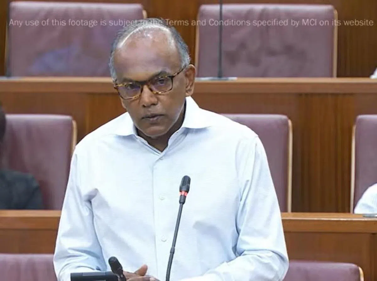  内政部长兼律政部长尚穆根。（通讯及新闻部国会直播视频截图） 