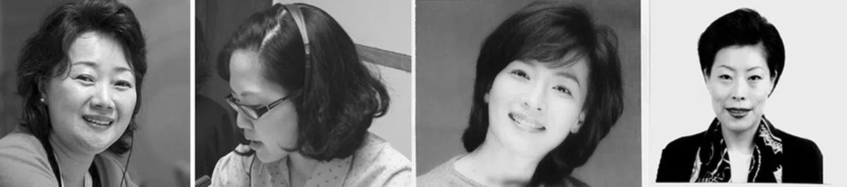  2008 年，李莲香（左一 ) 和其他三名梨花女大教授参与了北京奥运会韩国代表团的翻译工作。（梨花女子大学新闻网） 