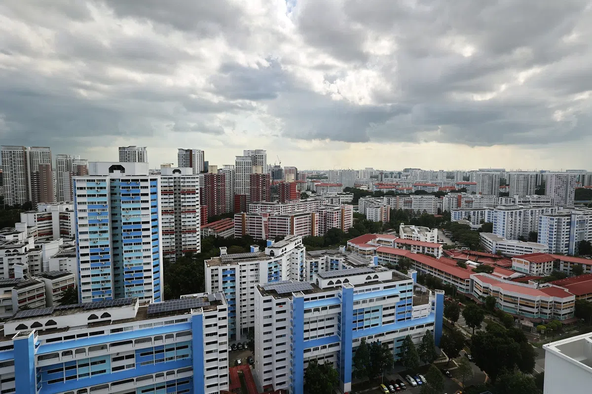 子女哄骗年迈父母卖屋套现，拿到收益后，却出尔反尔不尽养育责任是财务剥削的常见套路。