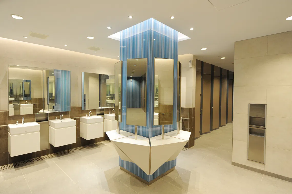 已关闭的裕廊JCube的厕所。