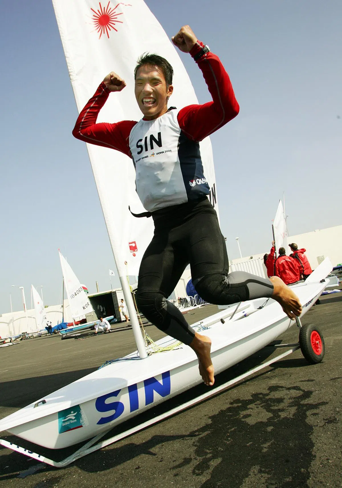  新加坡帆船选手苏建达在第15届亚运会的激光型帆船竞赛中为新加坡代表团拿下一枚金牌。（联合早报） 