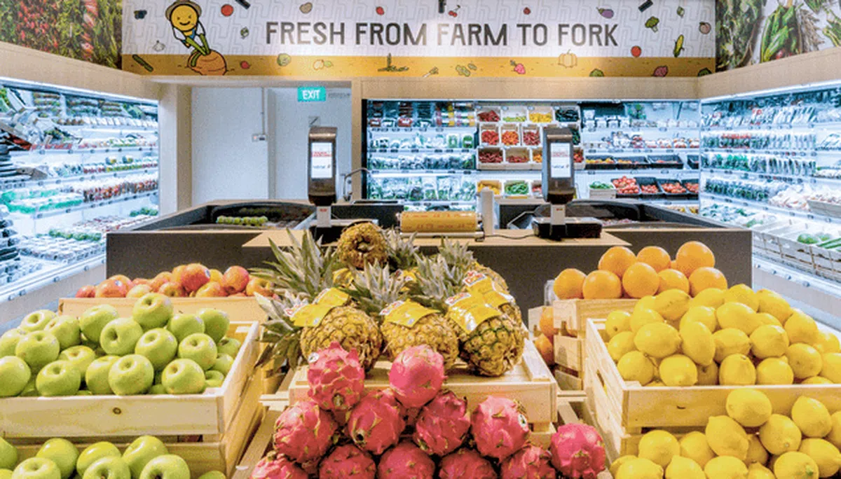  Honestbee的实体店看起来很吸引人，不但有日常蔬果百货，还有很多美食和不少装潢漂亮的咖啡座。（honestbee） 