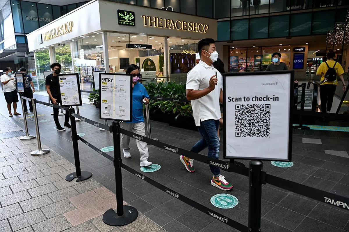 黄循财认为，应对冠病疫情等危机的共同经历，显示了新加坡人将危机转为机遇、将弱点化为优势的能力。（海峡时报档案照）