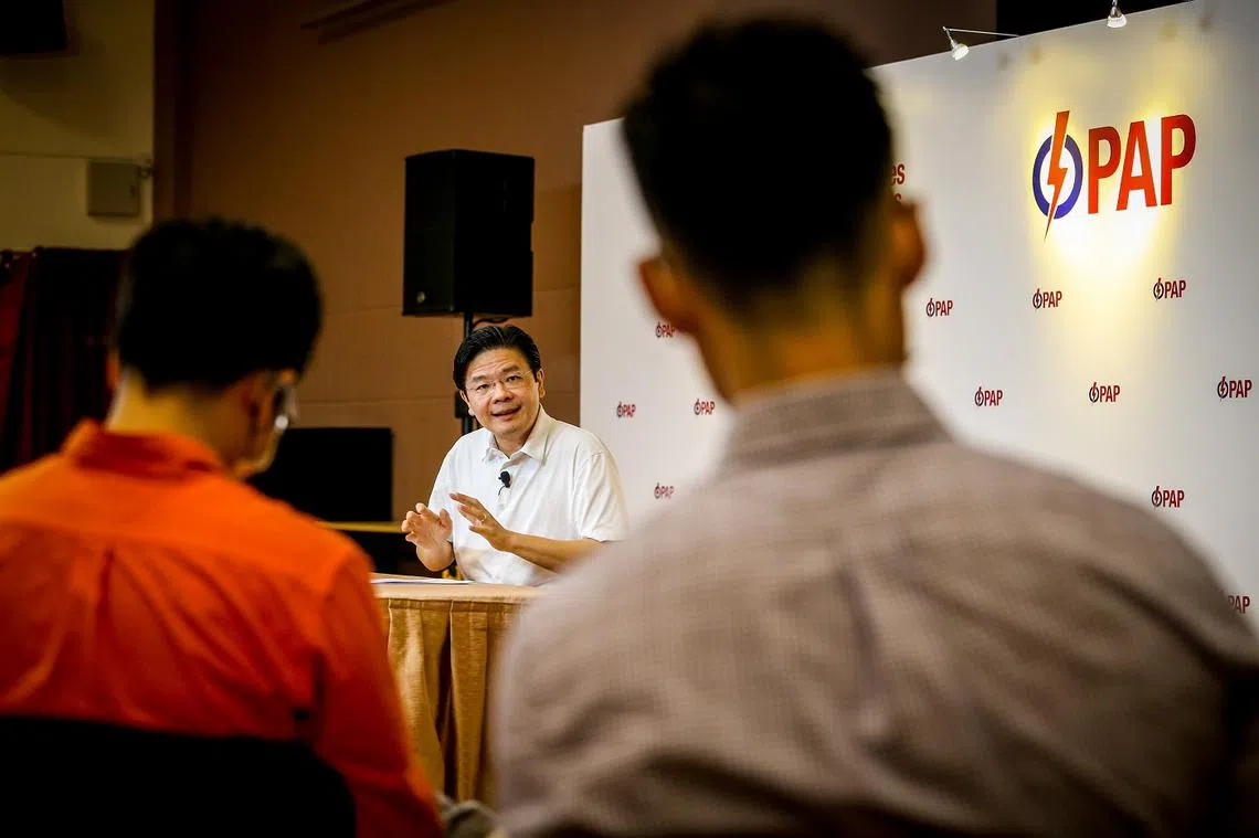 黄循财在2020年新加坡大选结束后，代表人民行动党向党员分析选举结果。（联合晚报）