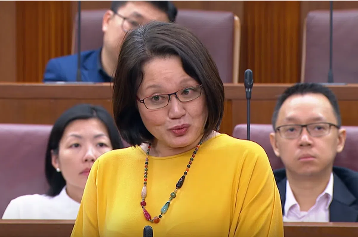  林瑞莲指政府的说辞前后矛盾。（Gov.sg 视频截图） 