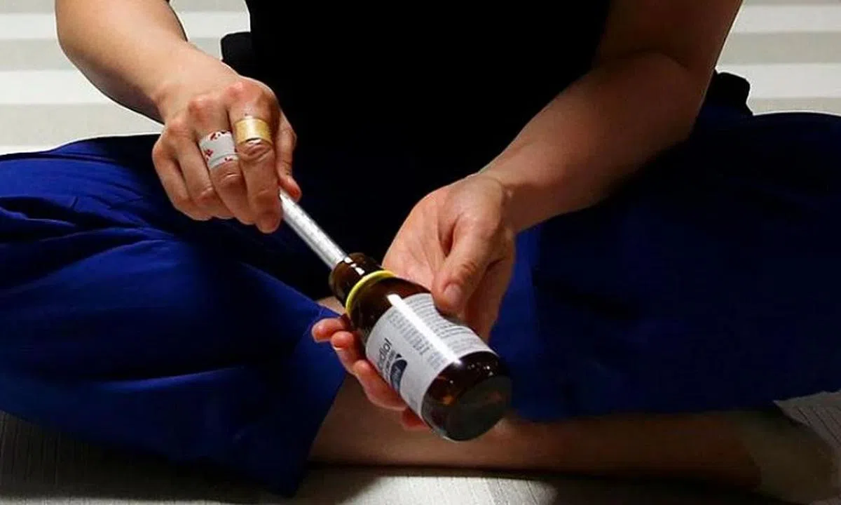 53％受访者认为，新加坡应考虑单纯用于医疗的大麻合法化。（海峡时报）