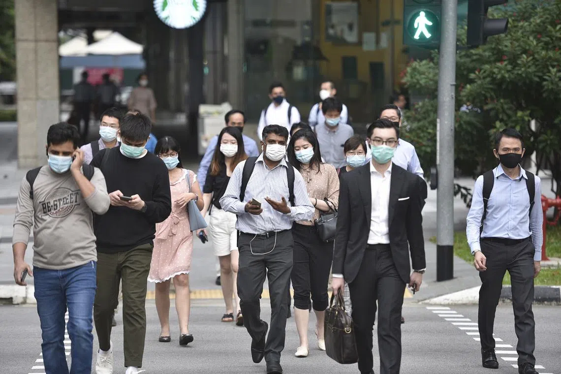 李显龙总理的演说，聚焦的是困扰新加坡人的贫富差距、外籍员工的竞争，以及种族关系。（海峡时报）