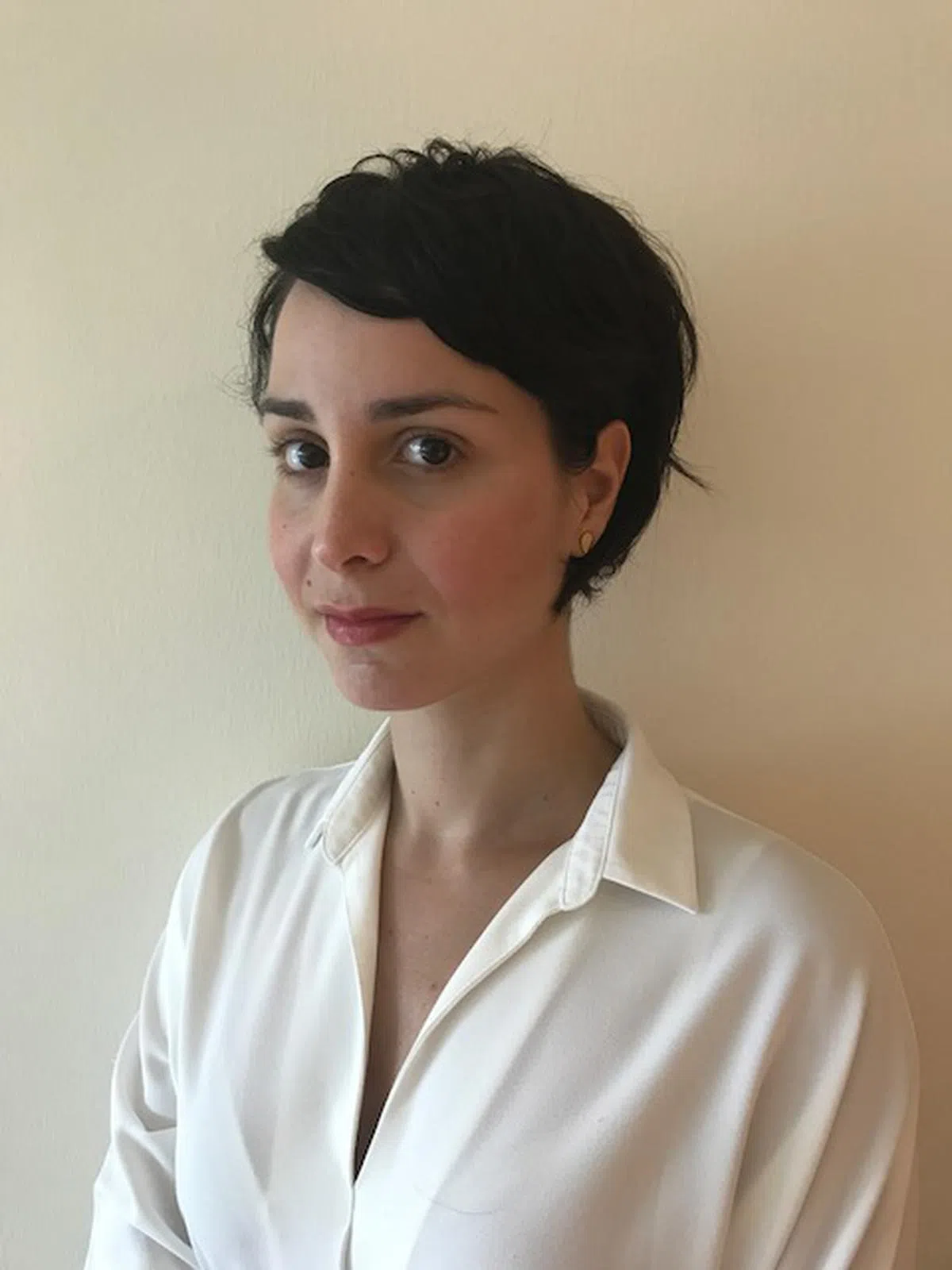  根据南大主页，南洋理工大学拉惹勒南国际关系学院研究员Gulizar Haciyakupoglu博士主要研究网络空间的假消息传播。（拉惹勒南国际关系学院官网） 